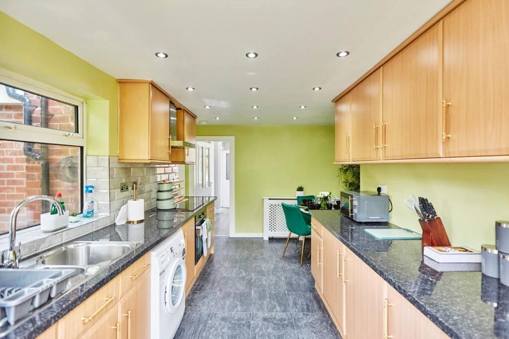 *Little Haven In Leeds* ¤Private Parking¤ Ensuite Leeds  Esterno foto