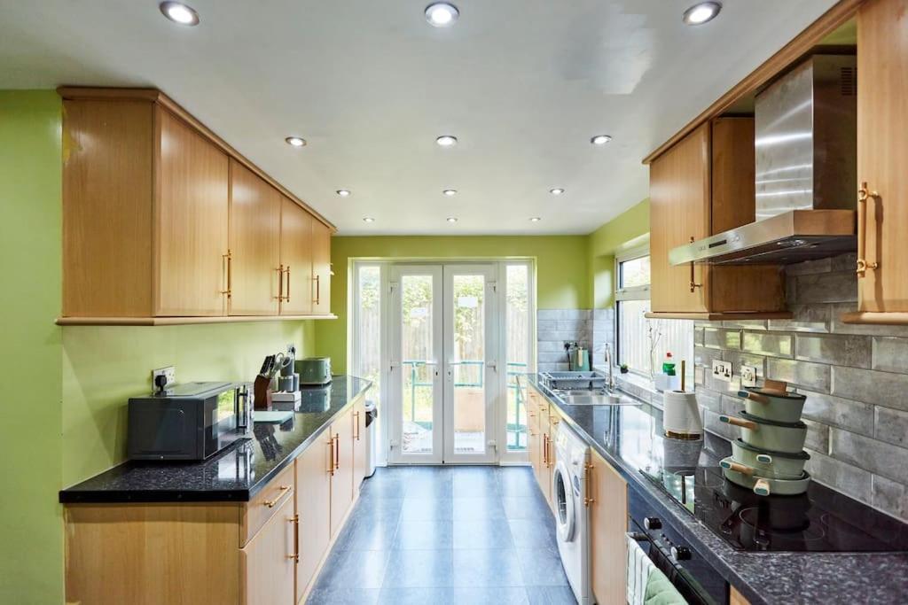 *Little Haven In Leeds* ¤Private Parking¤ Ensuite Leeds  Esterno foto